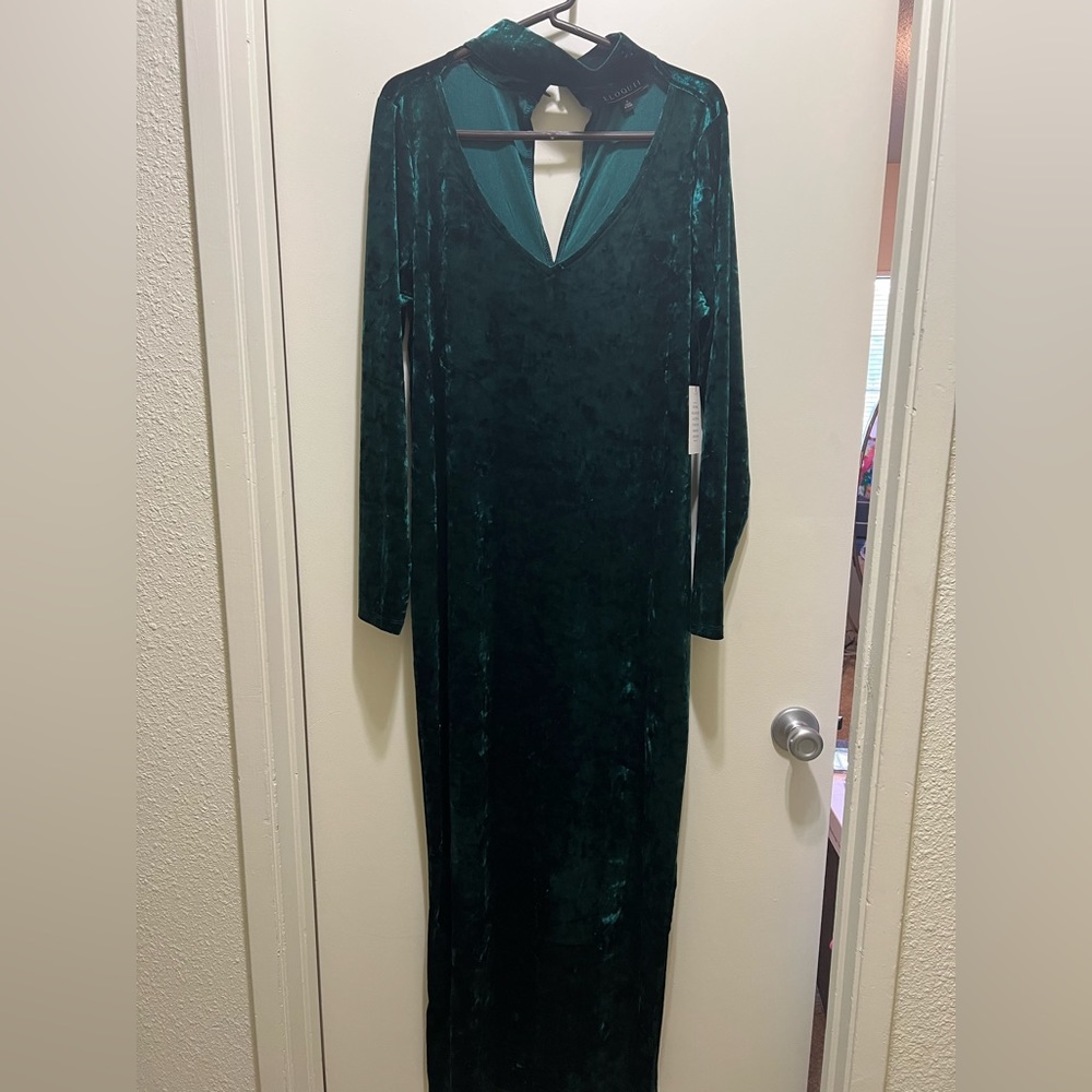 ELOQUII Green Velvet Formal Dress NWT Size 16